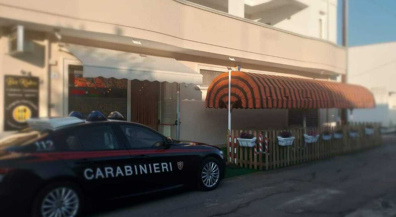 salento raid incendiario contro un bar all alba