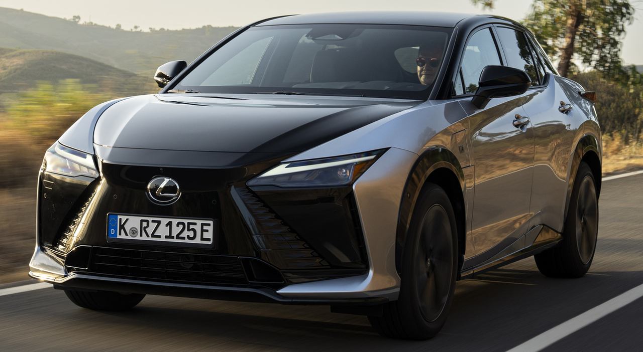 Lexus RZ