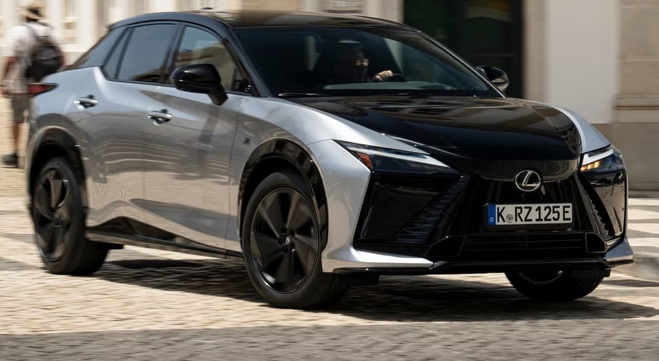 Lexus RZ F Sport