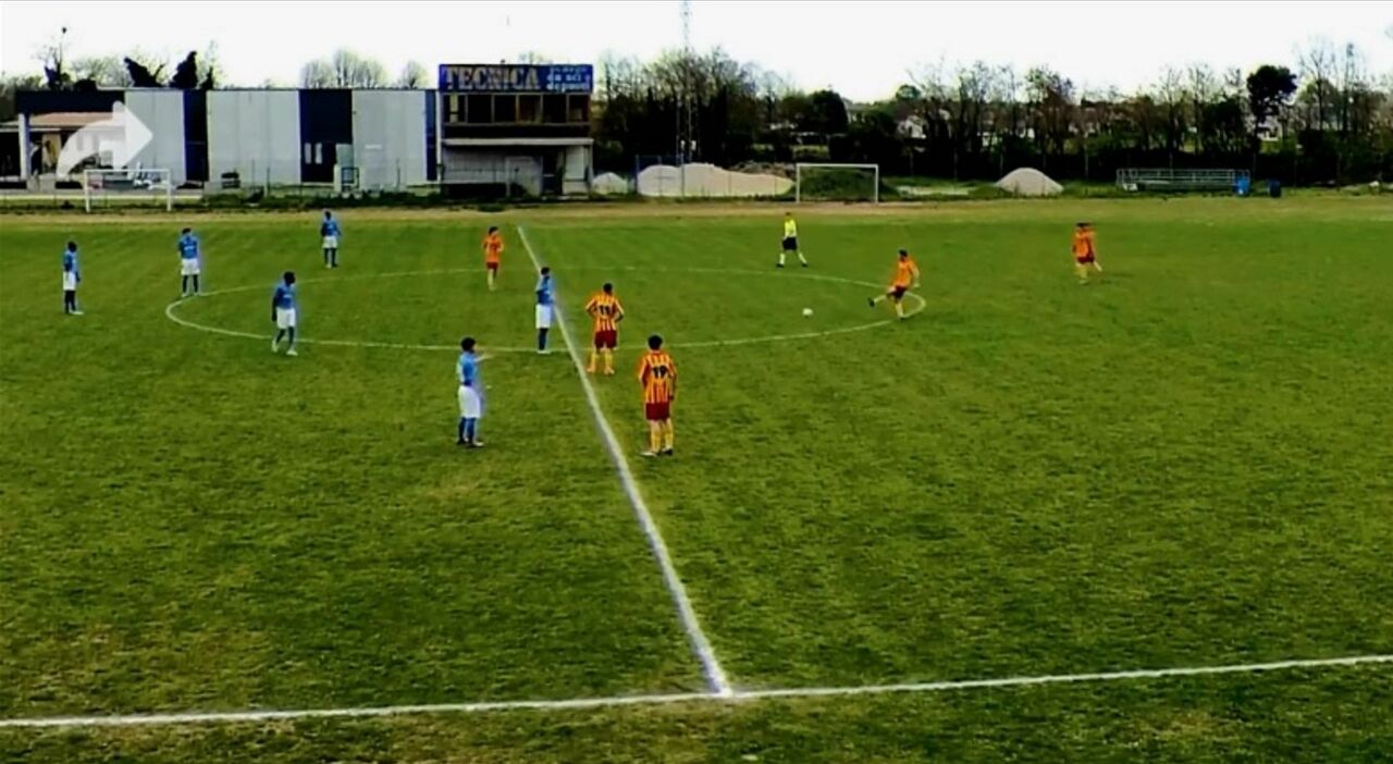 https://statics.cedscdn.it/photos/MED_HIGH/2026/03/31/9447261_31134616_gol_salvezza_fallo_lasciano_pareggiare_dinamis_conegliano_giavera.jpg
