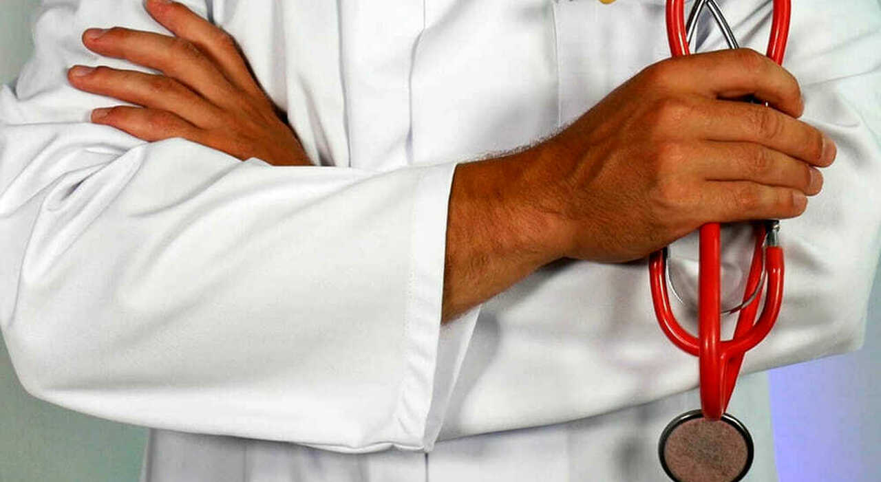 visite private in asl ma senza passare dal cup arrestati medico e infermiera da Quotidianodipuglia.it visite private in asl ma senza passare dal cup arrestati medico e infermiera