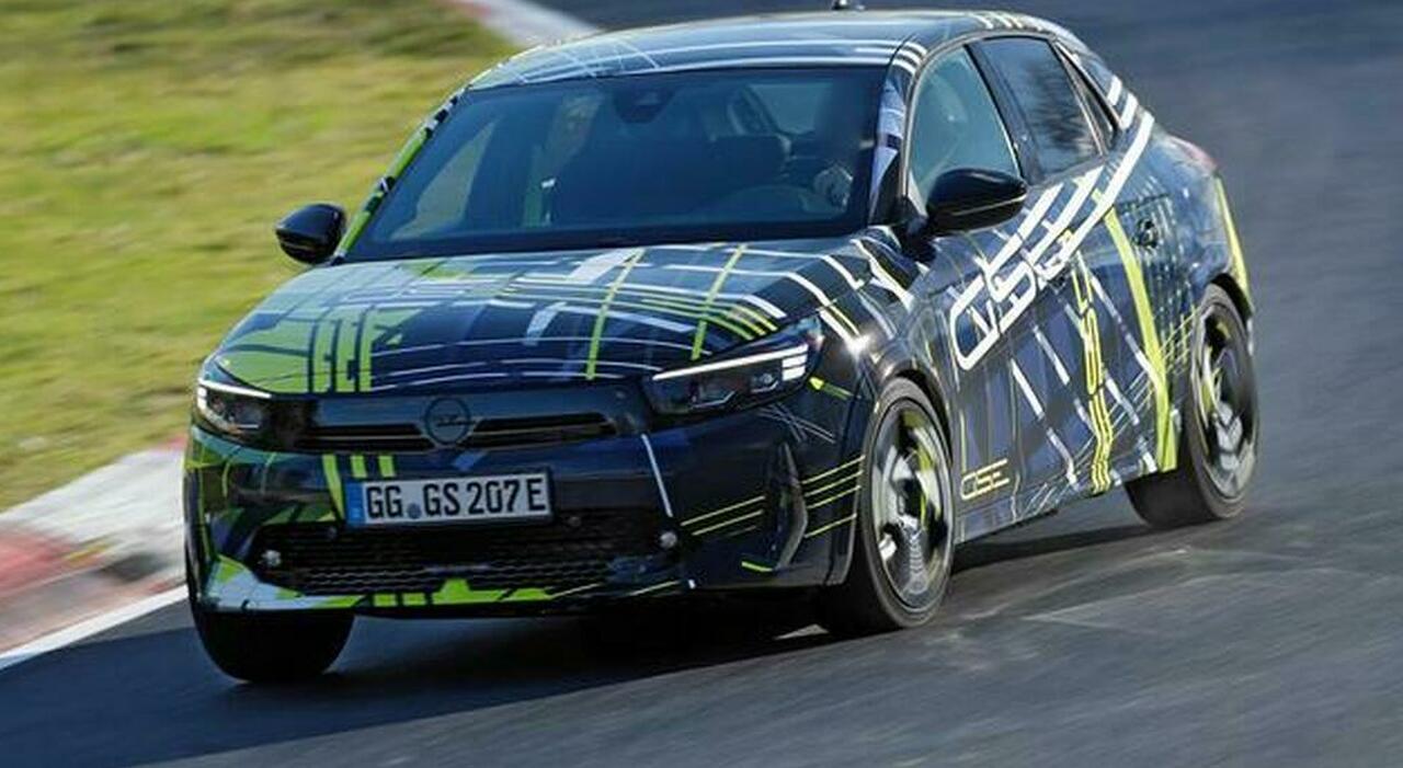 al N&uuml;rburgring la nuova Corsa GSE