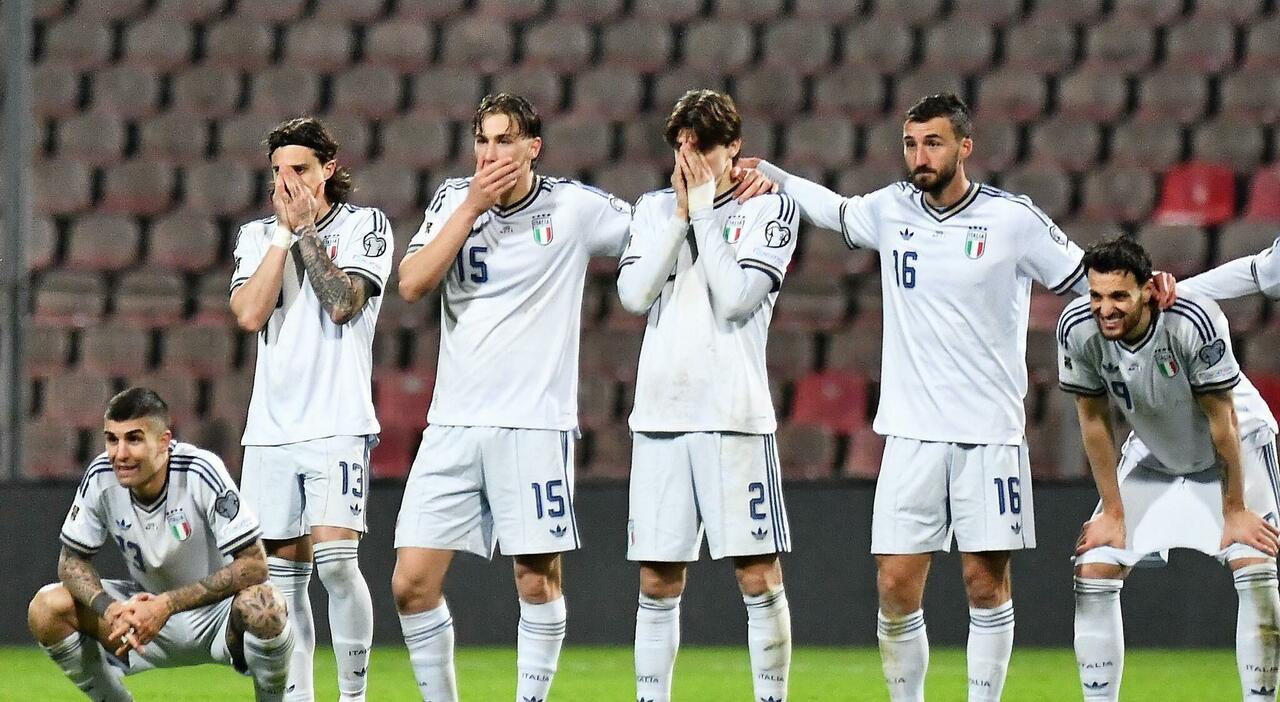 Italy Fails to Qualify for World Cup: Calls for Resignations After Historic Low | Azzurri Shame