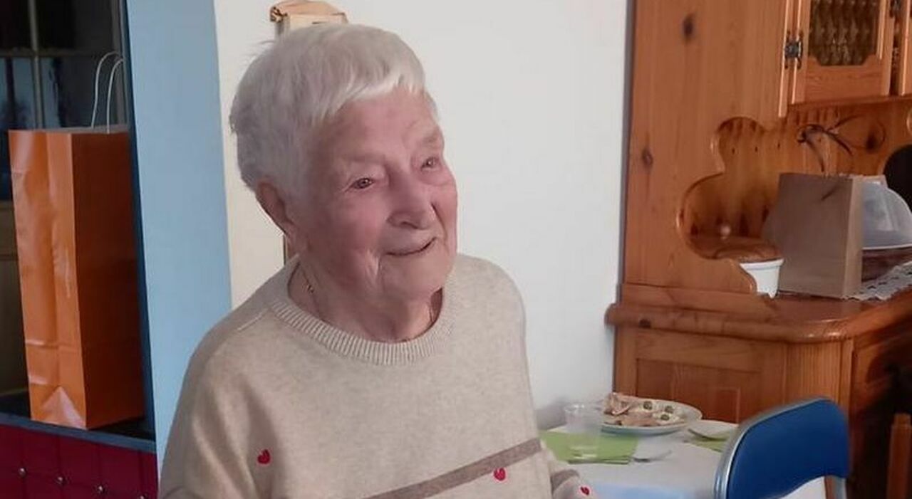 filomena fop compie 105 anni ho votato al referendum da Ilgazzettino.it filomena fop compie 105 anni ho votato al referendum