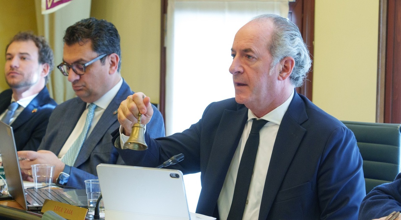 zaia manomesso il campanellino portatemene uno nuovo lazzaroni vedremo chi 232 stato da Ilgazzettino.it zaia manomesso il campanellino portatemene uno nuovo lazzaroni vedremo chi 232 stato