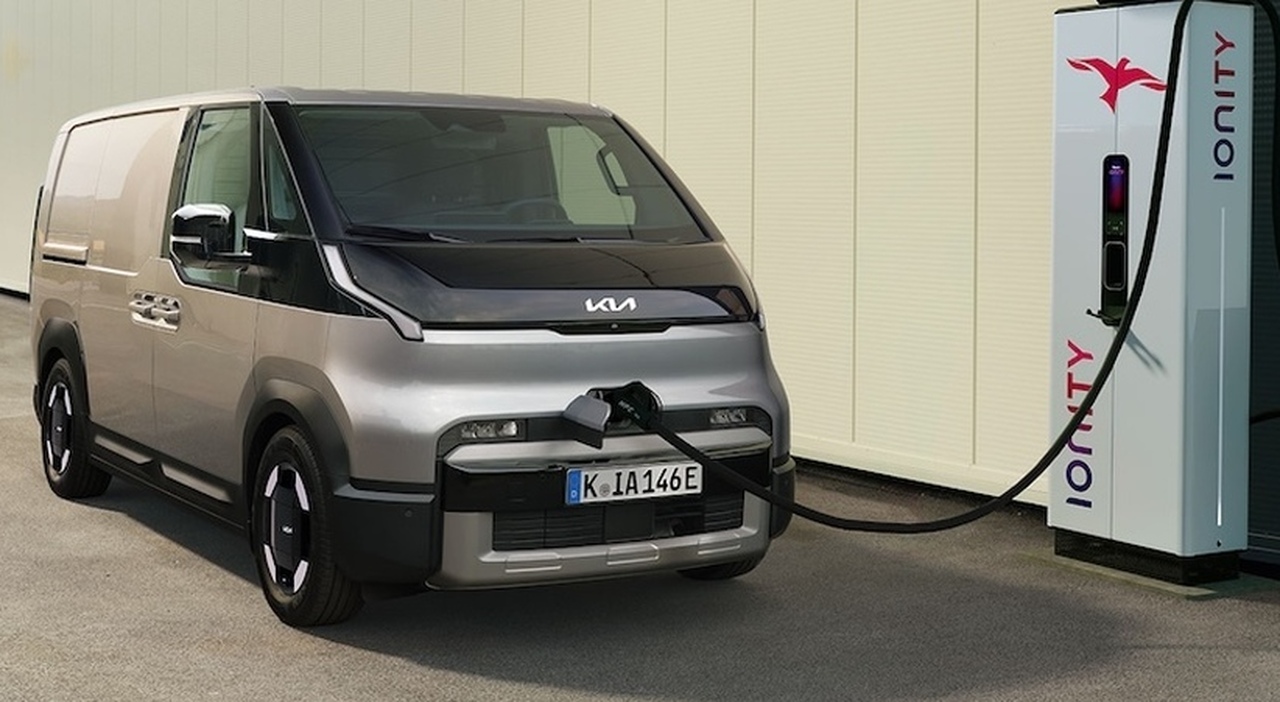 Kia PV5 Crew Van
