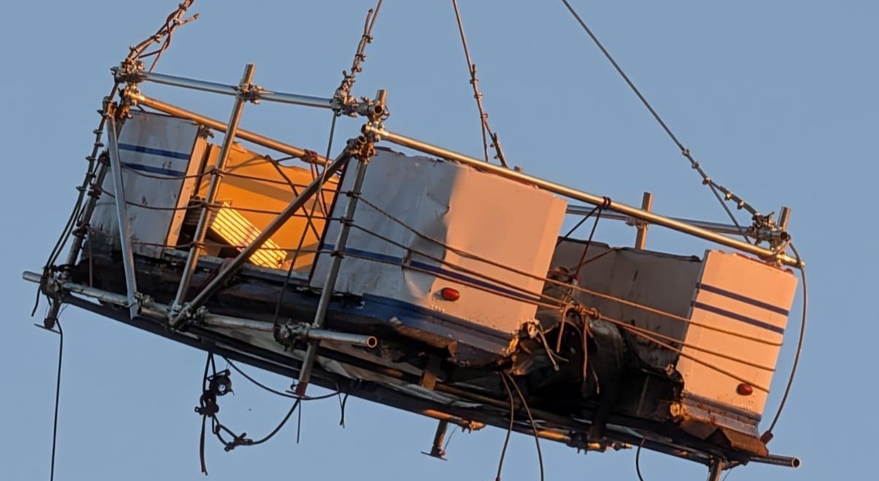 Funivia, tragedia del Faito l?inchiesta a una svolta: focus su cavi e teste fuse