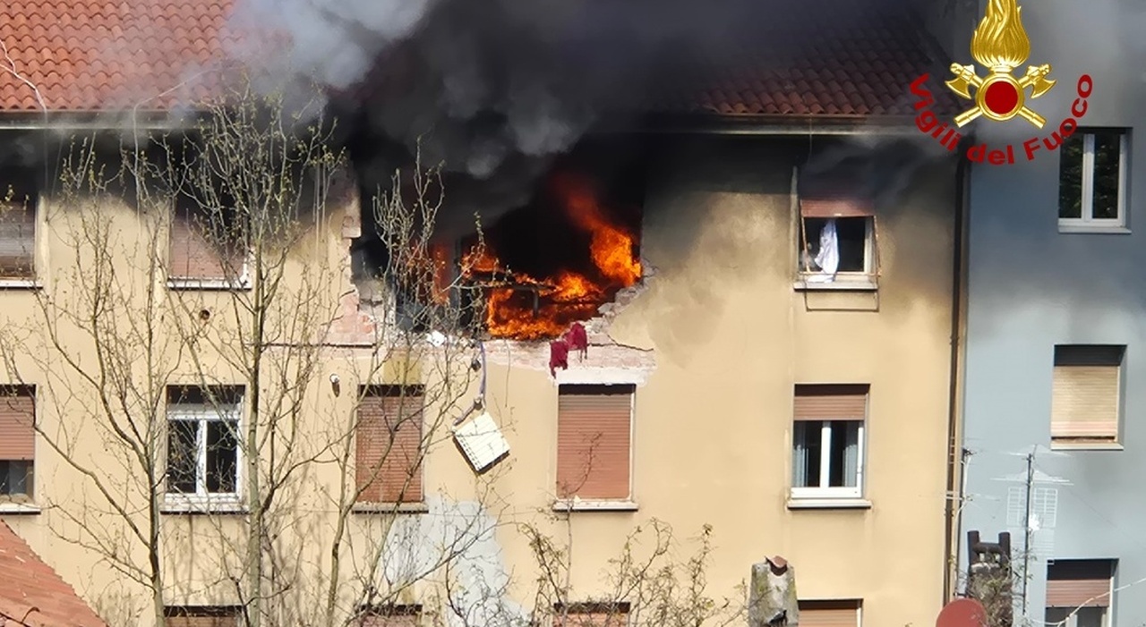 https://statics.cedscdn.it/photos/MED_HIGH/2026/04/05/9457768_05142336_esplosione_appartamento_via_baiamonti_vicina_spavento_ospedale.jpg