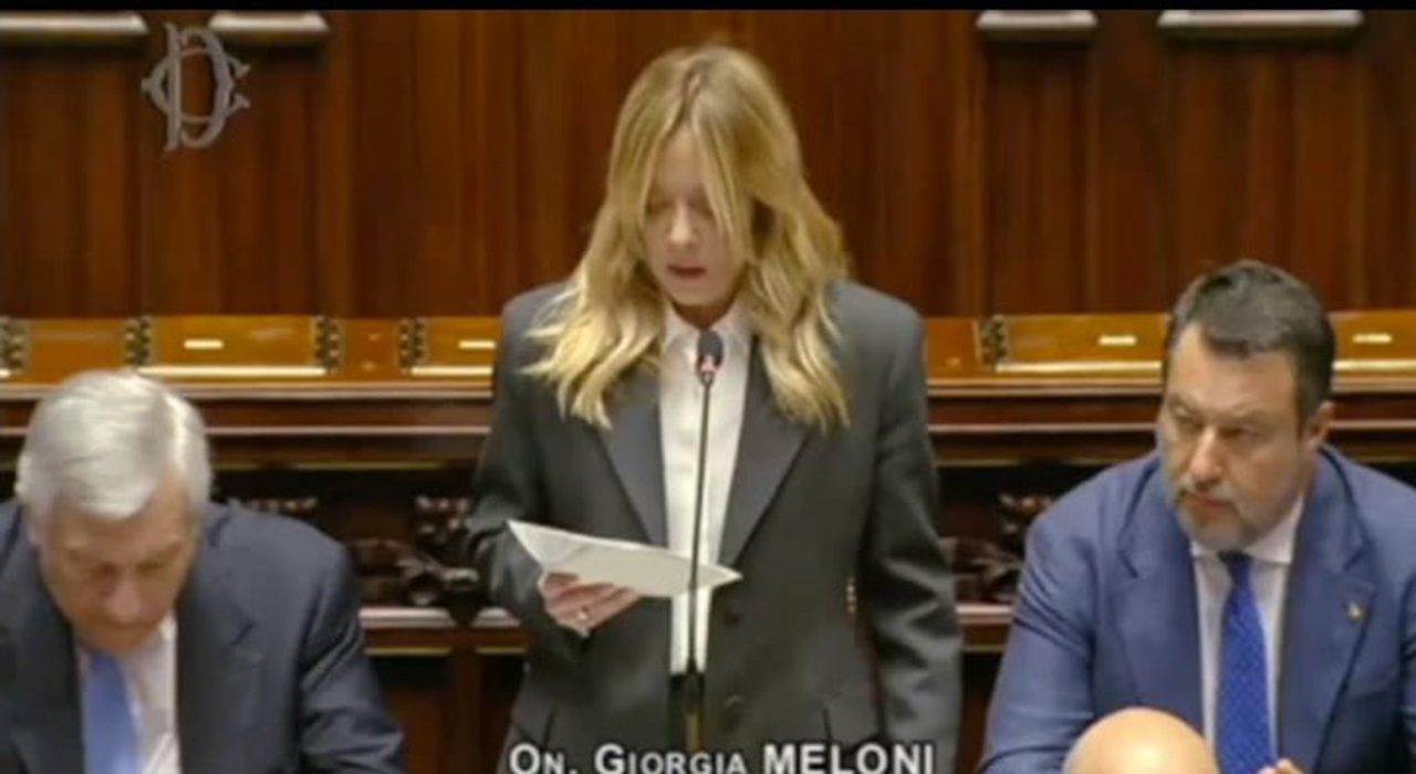 Meloni: governo c'è, non scapperemo, fino all'ultimo giorno