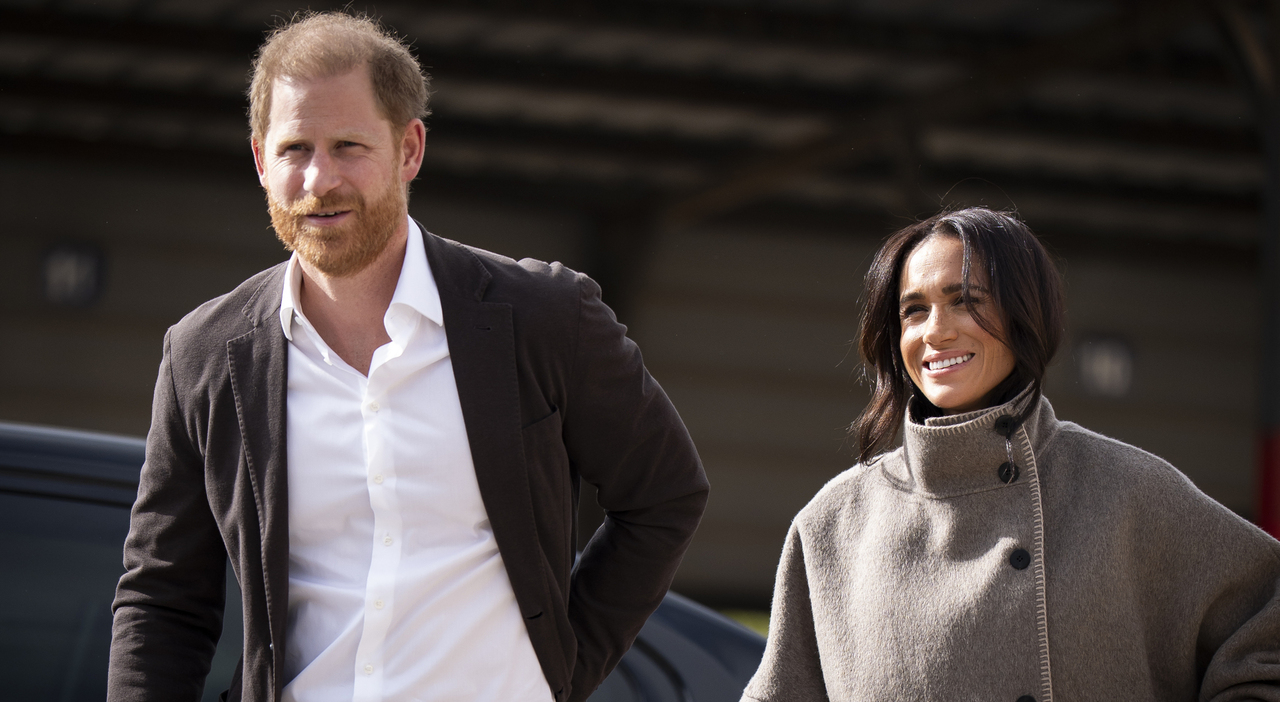 https://statics.cedscdn.it/photos/MED_HIGH/2026/04/10/9466708_10172932_harry_benefattore_meghan_imprenditrice_tour_pseudo_reale_australia_irrita_corona_oggi.jpg
