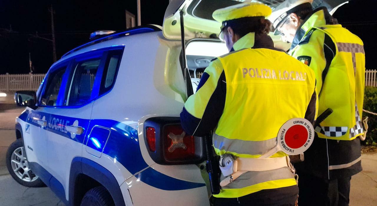 ancona auto senza rca e revisione sequestrata multata la proprietaria ma lei 232 morta da tre anni da Corriereadriatico.it ancona auto senza rca e revisione sequestrata multata la proprietaria ma lei 232 morta da tre anni