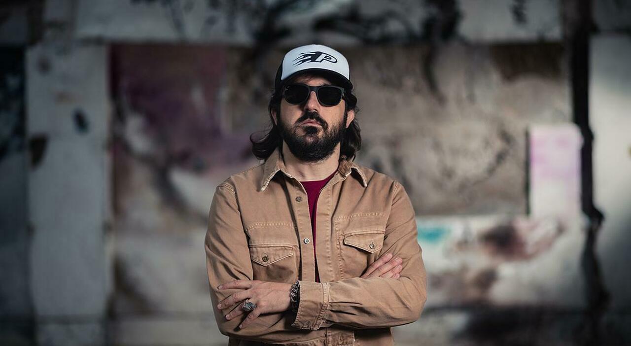 piotta dal supercafone sono cresciuto la morte di mio fratello mi ha cambiato roma c 232 un grande fermento da Ilmessaggero.it piotta dal supercafone sono cresciuto la morte di mio fratello mi ha cambiato roma c 232 un grande fermento