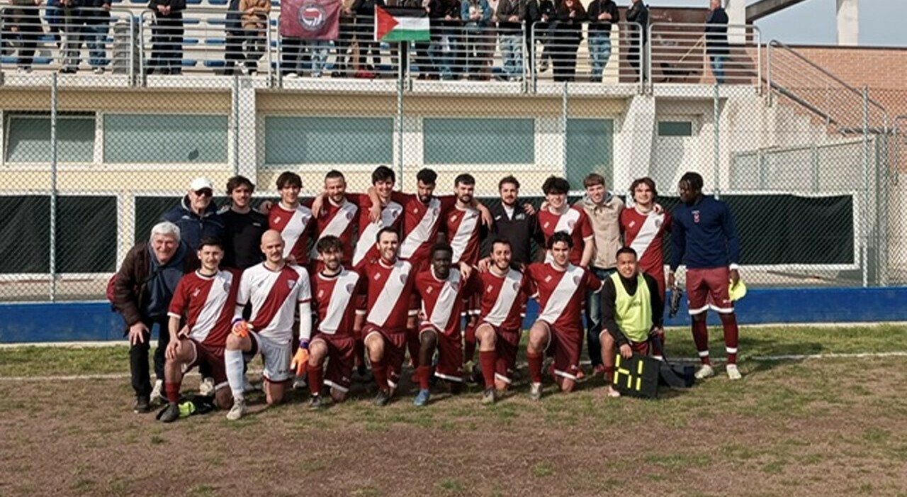 arbitro chiede il permesso di soggiorno a due calciatori per farli giocare 200 polemica razzismo indaga la federcalcio da Ilgazzettino.it arbitro chiede il permesso di soggiorno a due calciatori per farli giocare 200 polemica razzismo indaga la federcalcio