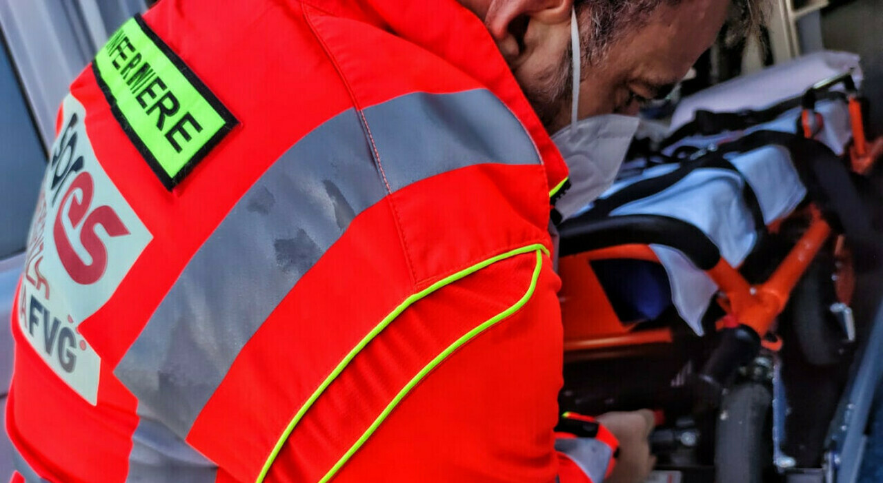 incidente frontale tra camion e furgone morto un 48enne ferito grave l altro conducente