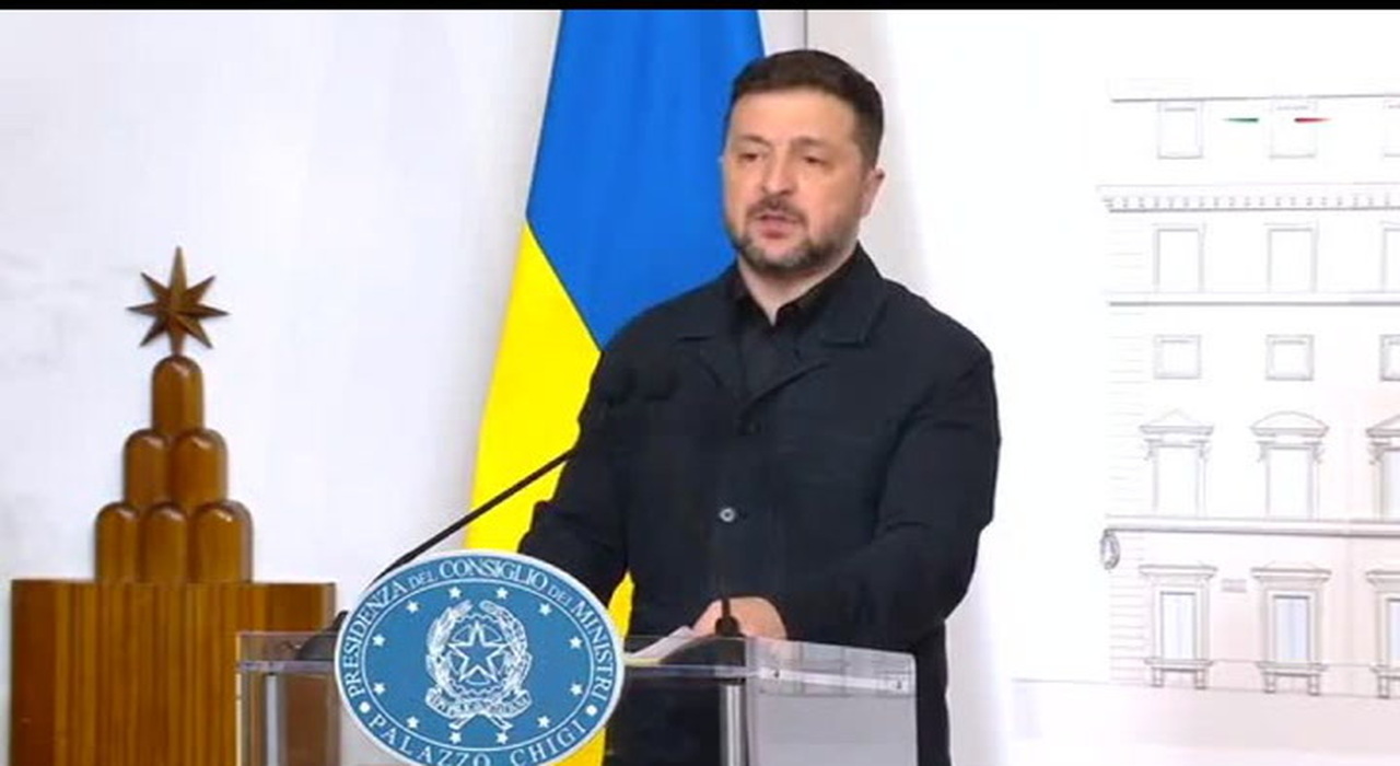 Zelensky: Importante l'interesse dell'Italia sul 'drone deal'