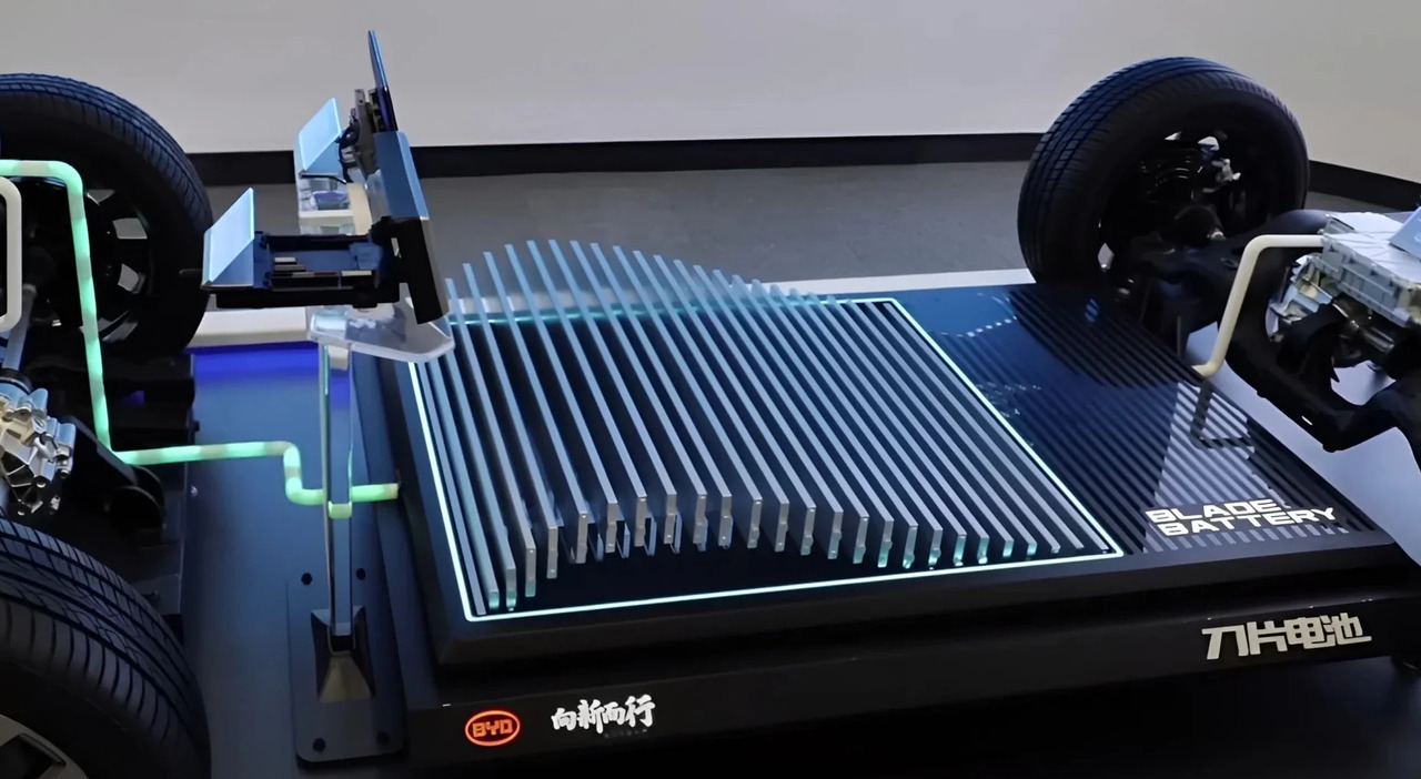 le Blade Battery al litio-ferro-fosfato (LFP) che BYD ha sviluppato in 29 anni di innovazione riconosciute per essere le batterie pi&ugrave; sicure al mondo per veicoli elettrici e ibridi, hanno evitato una tragedia.