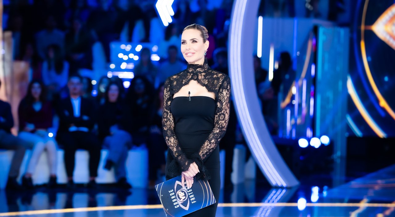 https://statics.cedscdn.it/photos/MED_HIGH/2026/04/17/9479338_17203113_gfvip_quando_finale_nuova_data.jpg
