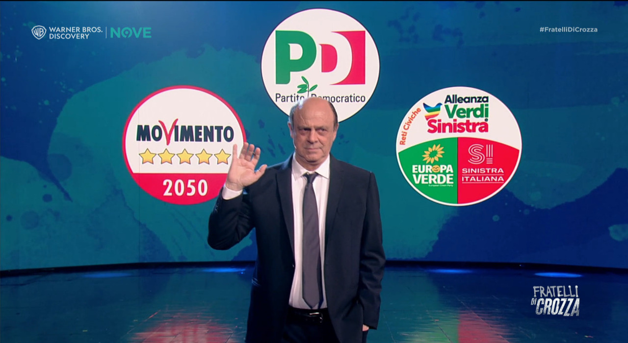 Crozza imita Bersani