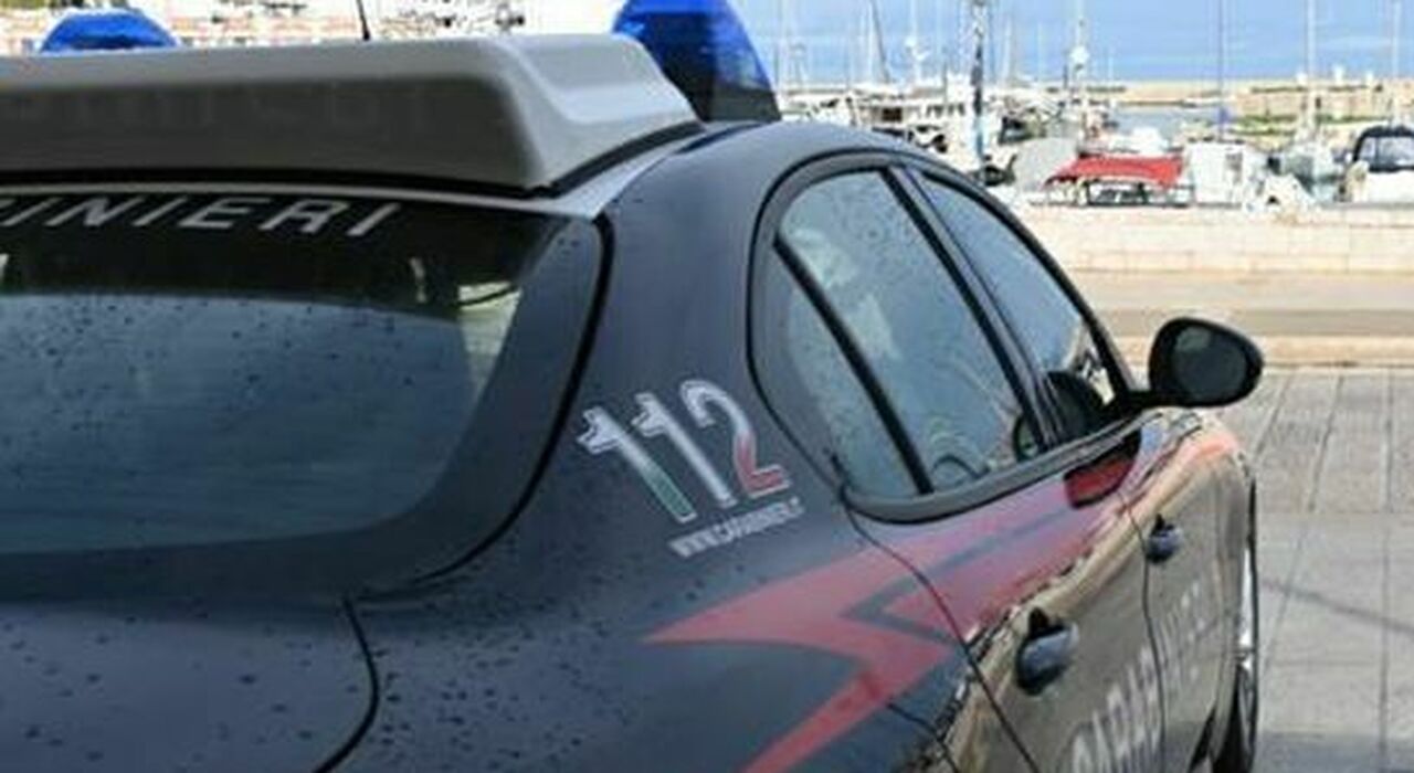 rapina un disabile della pensione arrestato un 46enne pugliese