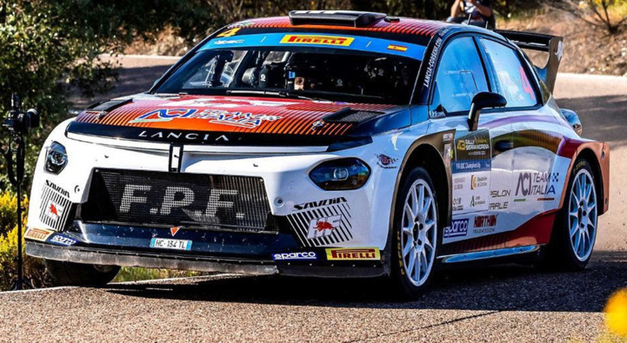 la Lancia Ypsilon Rally2 HF Integrale di Mabellini-Lenzi