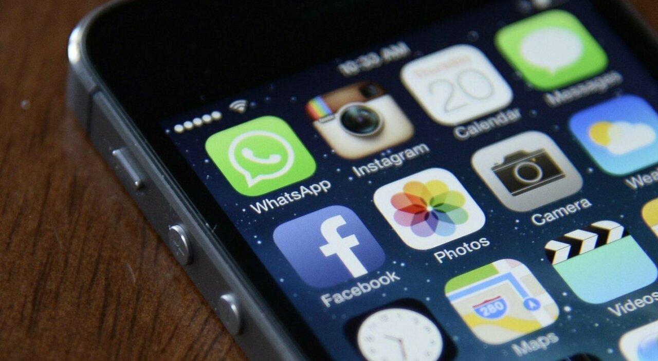 Perugia Man Charged with Luring Four 8-Year-Old Girls via Snapchat in Recent Court Case