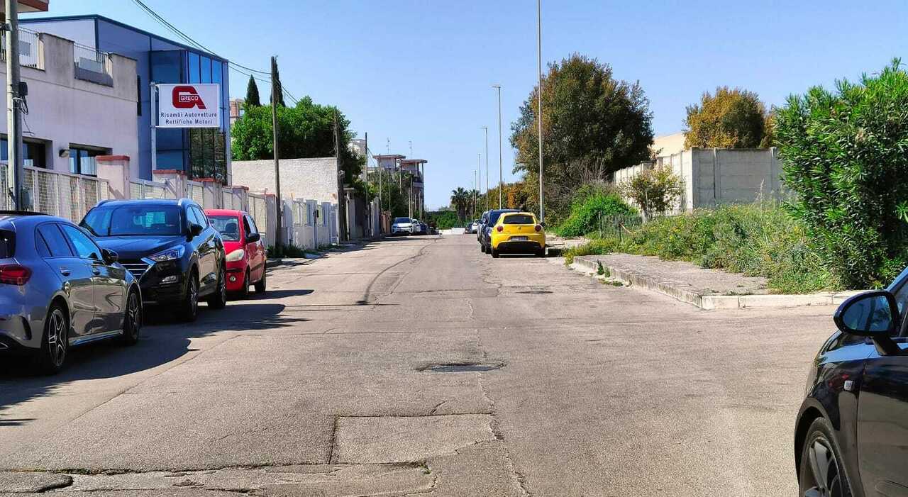 lecce ucciso da un colpo di pistola in testa a 17 anni nuovi rilievi della polizia in casa