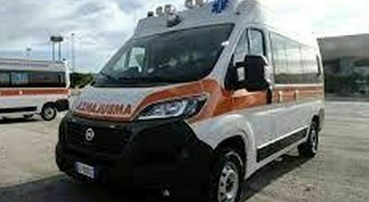 incidente sulla statale 16 ad apricena moto contro camion un morto