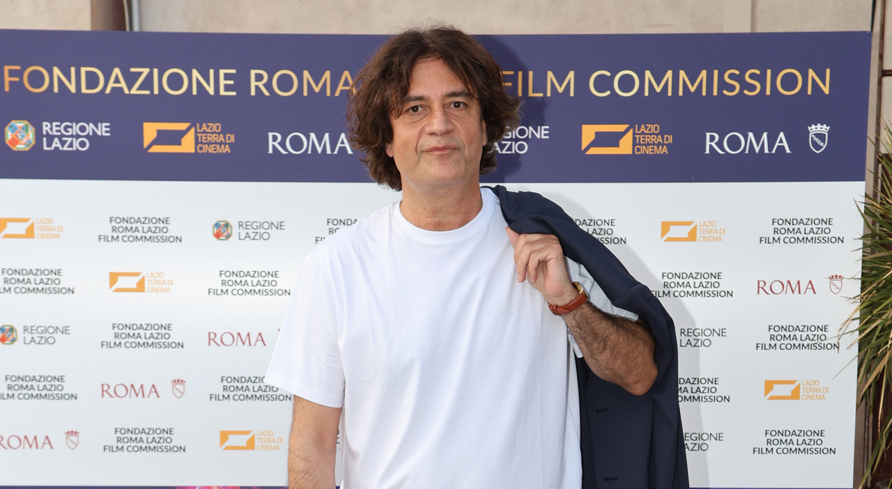 https://statics.cedscdn.it/photos/MED_HIGH/2026/04/29/9502620_29110632_massimo_bagnato_arrestato_stalking_ex_roma_balduina.jpg
