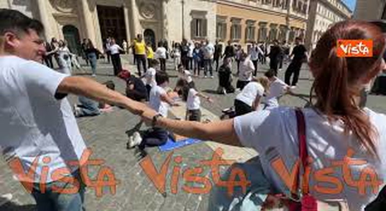 https://statics.cedscdn.it/photos/MED_HIGH/2026/04/29/9503219_poster.jpg