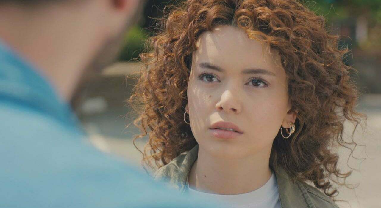 La forza di una donna, anticipazioni dal 4 al 9 maggio: Sirin confessa la  verità su Sarp e mette in pericolo Doruk