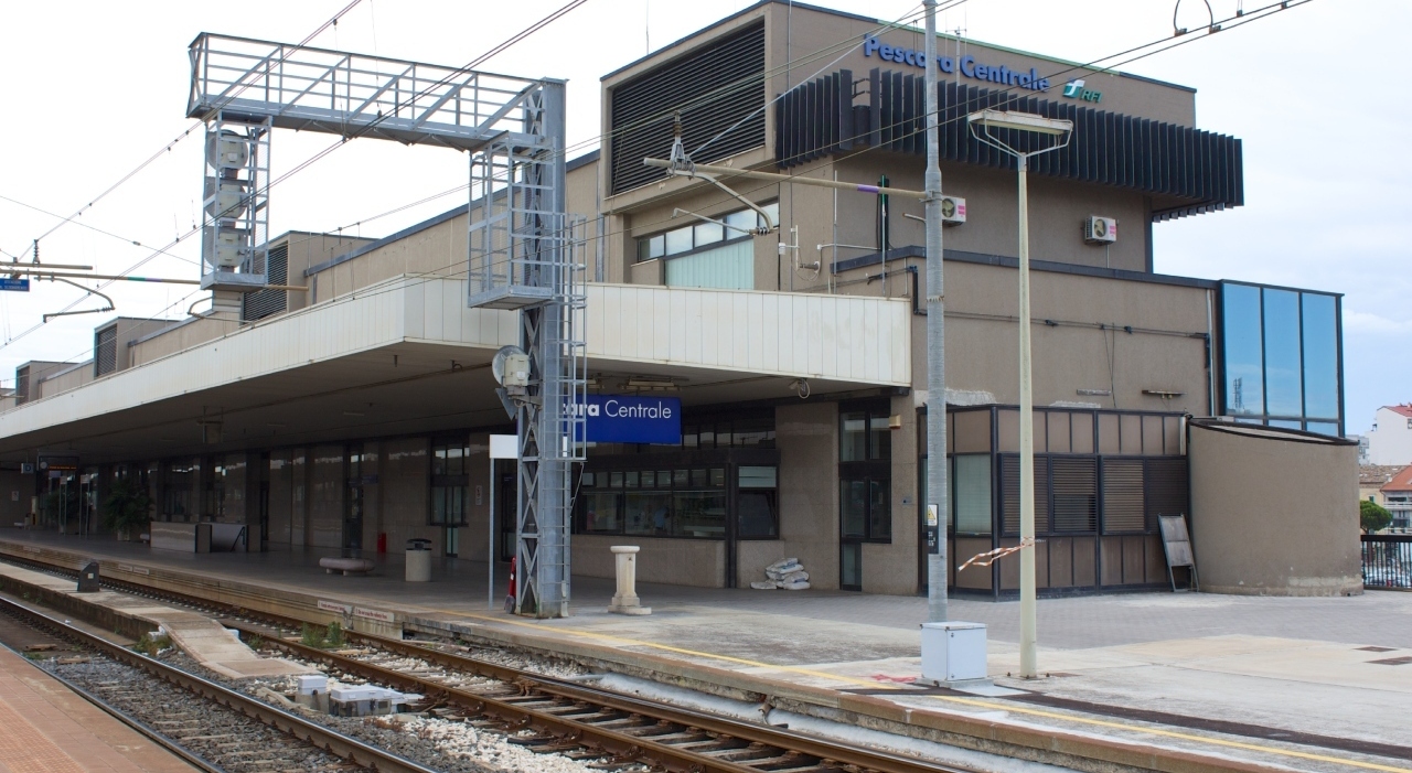 https://statics.cedscdn.it/photos/MED_HIGH/2026/05/02/9507302_02112848_pescara.jpg