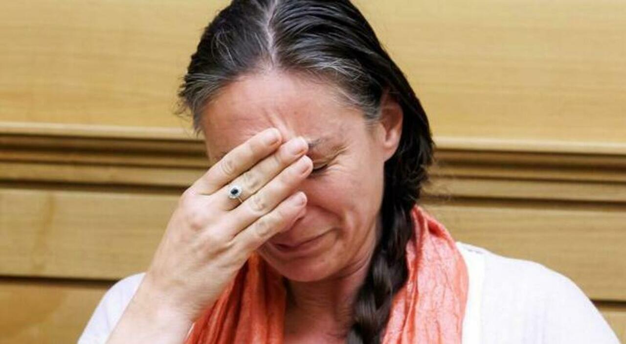 https://statics.cedscdn.it/photos/MED_HIGH/2026/05/02/9507483_02150647_famiglia_nel_bosco_catherine_birmingham_mamma_matta_si_o_no_psicologo.jpg