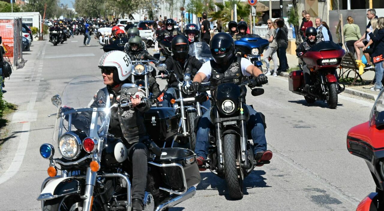 Il raduno di Harley a Senigallia
