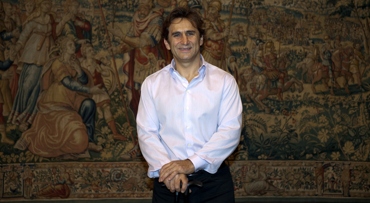 https://statics.cedscdn.it/photos/MED_HIGH/2026/05/02/9507711_02195154_alex_zanardi_funerali_dove_quando_padova_data_5_maggio.jpg