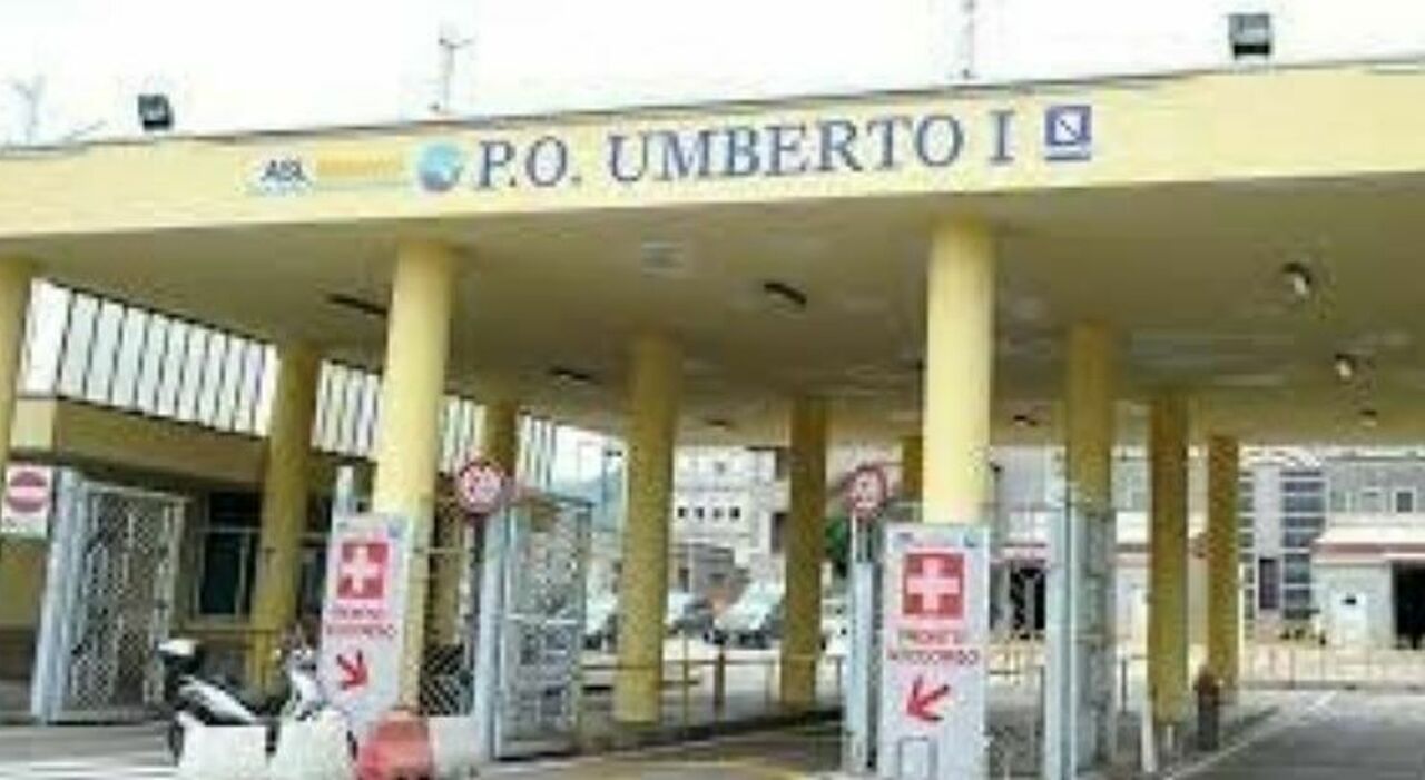 https://statics.cedscdn.it/photos/MED_HIGH/2026/05/02/9507732_02202202_evira_compagno.jpg