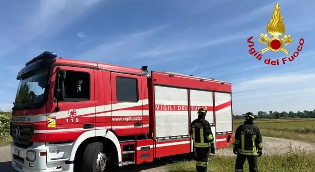 https://statics.cedscdn.it/photos/MED_HIGH/2026/05/03/9509003_03104612_coppia_ragazzi_venti_anni_morti_incidente_scooter_fosso_tribiano_milano.jpg