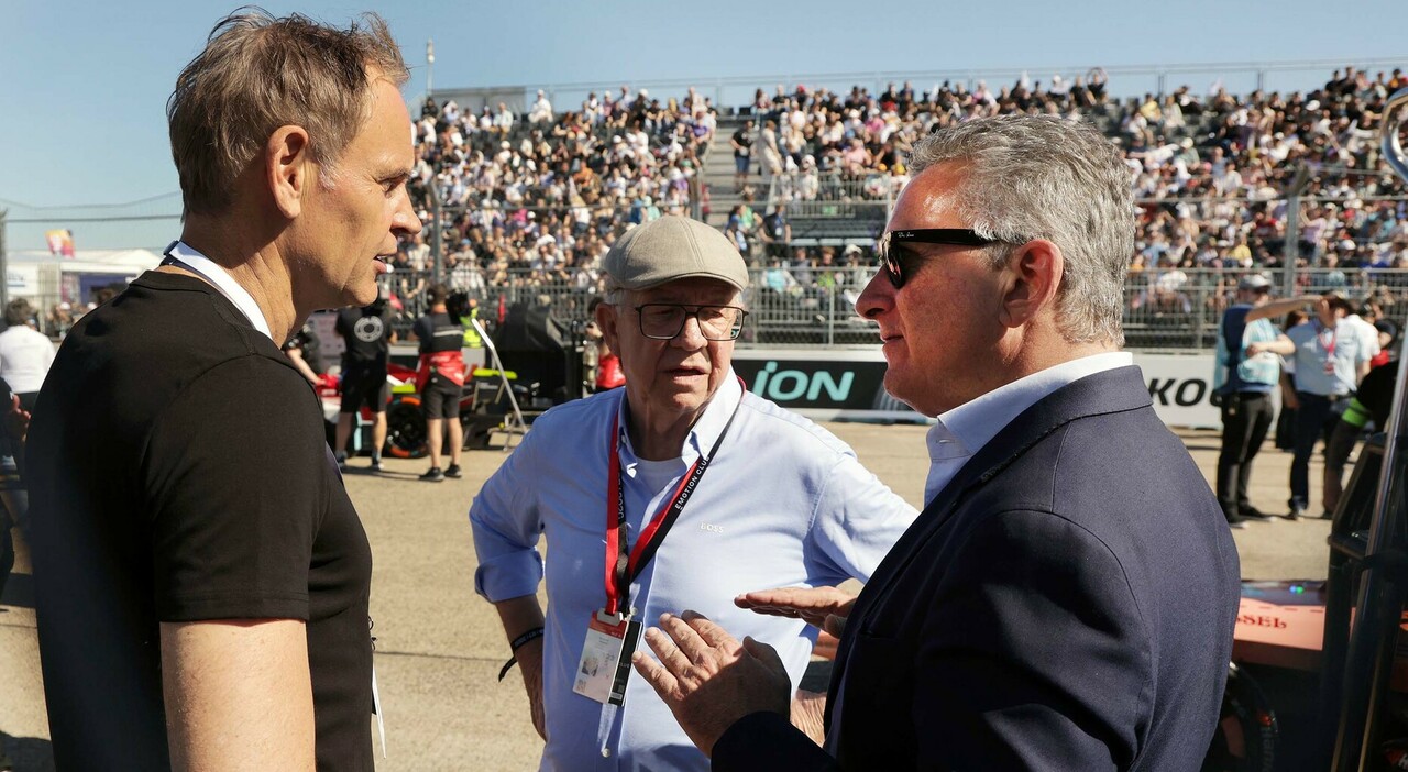 Il poaddock della Formula E: Blume con Agag
