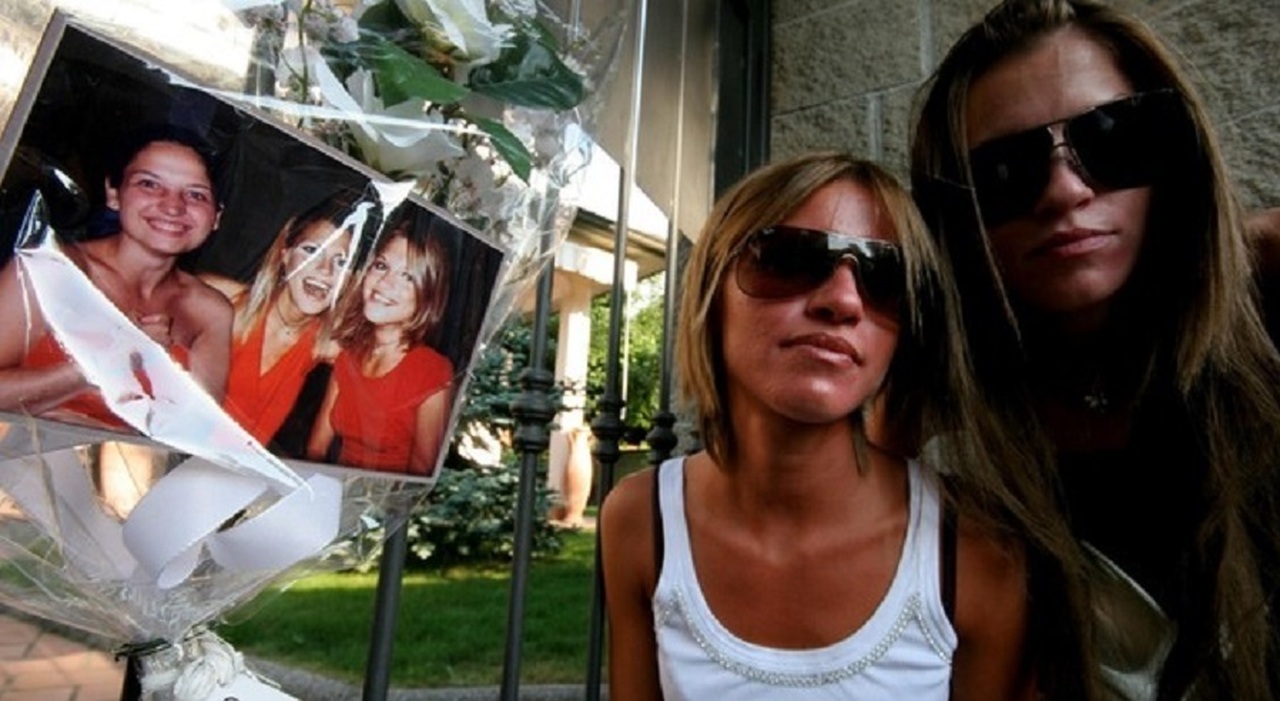 https://statics.cedscdn.it/photos/MED_HIGH/2026/05/04/9511025_04171039_gemelle_cappa_chi_sono_paola_stefania_cosa_fanno_oggi.jpg