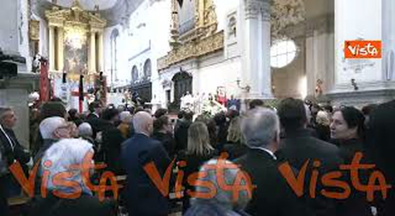 https://statics.cedscdn.it/photos/MED_HIGH/2026/05/05/9513316_poster.jpg