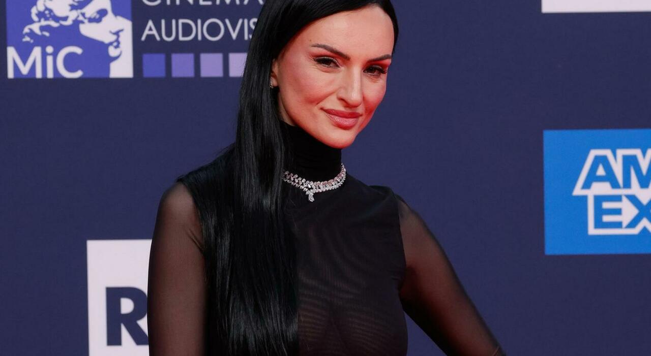 https://statics.cedscdn.it/photos/MED_HIGH/2026/05/06/9515703_06212537_arisa.jpg