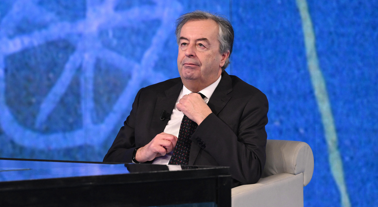 https://statics.cedscdn.it/photos/MED_HIGH/2026/05/07/9517692_07173900_hantavirus_roberto_burioni_tutti_virologi_come_covid_oggi.jpg