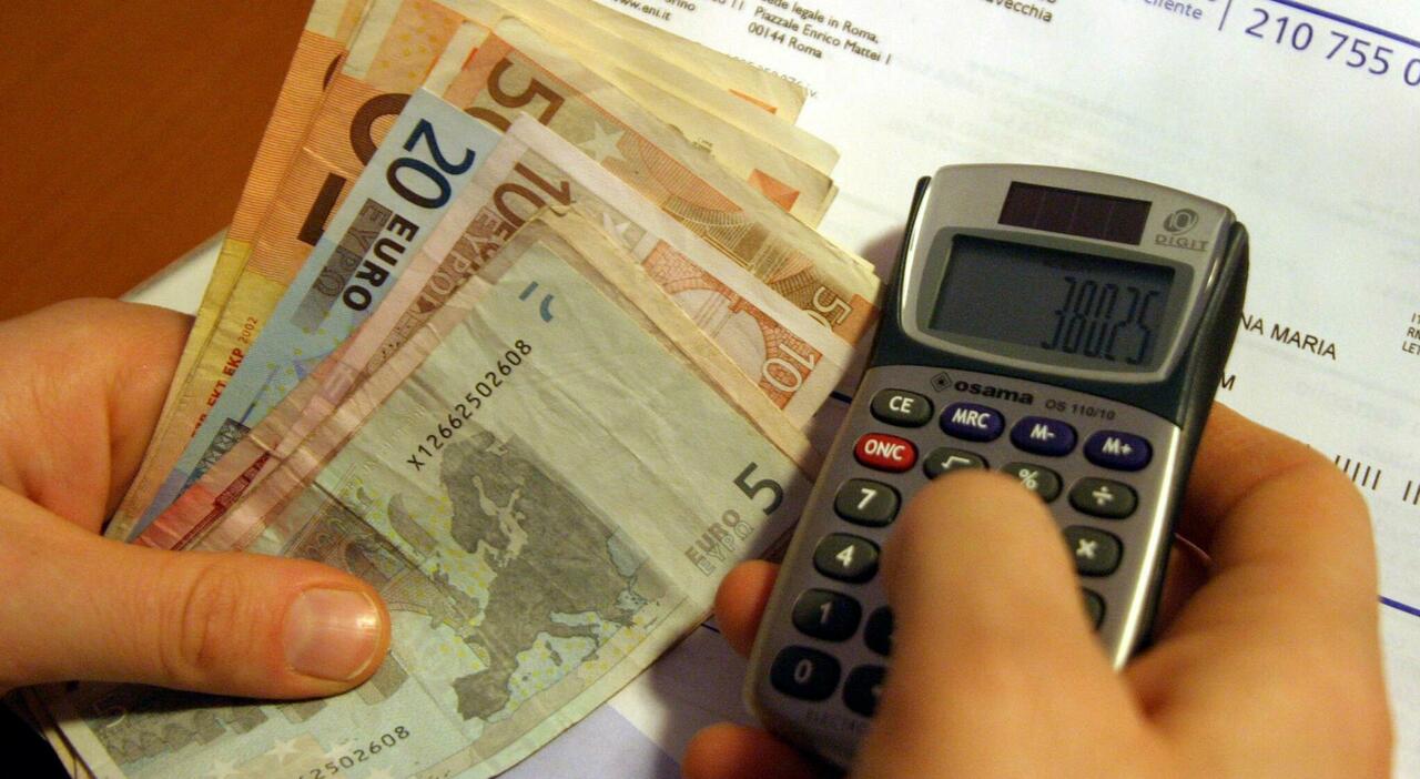 caro energia in puglia stangata da 15 miliardi tra carburanti luce e gas