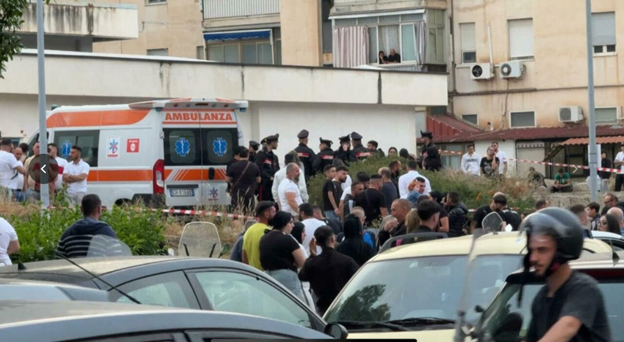 https://statics.cedscdn.it/photos/MED_HIGH/2026/05/10/9523228_10085131_placido_barile_morto_smart_allarme_fratello_arrestato_calcio_pugni_oggi.jpg