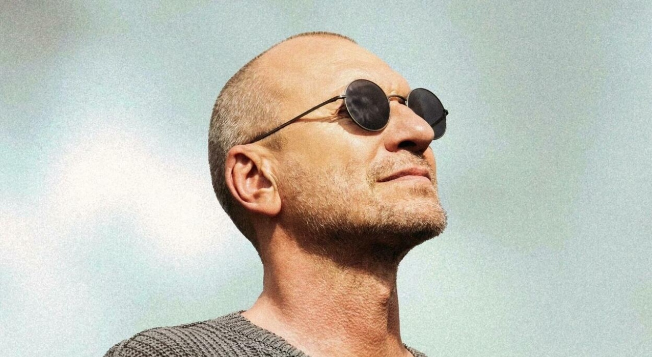 https://statics.cedscdn.it/photos/MED_HIGH/2026/05/10/9523451_10144926_biagio_antonacci.jpg