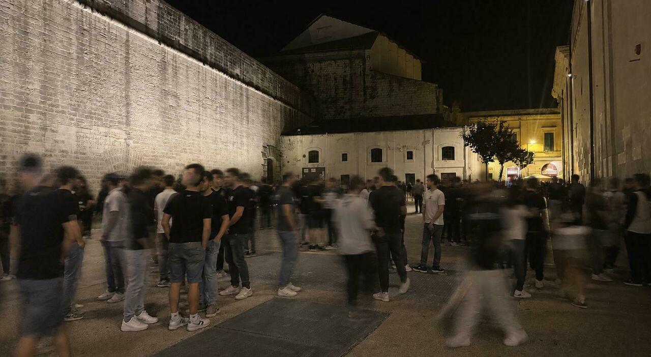 baby gang negozianti disperati chiedono bende e cerotti i clienti fuggono da Quotidianodipuglia.it baby gang negozianti disperati chiedono bende e cerotti i clienti fuggono