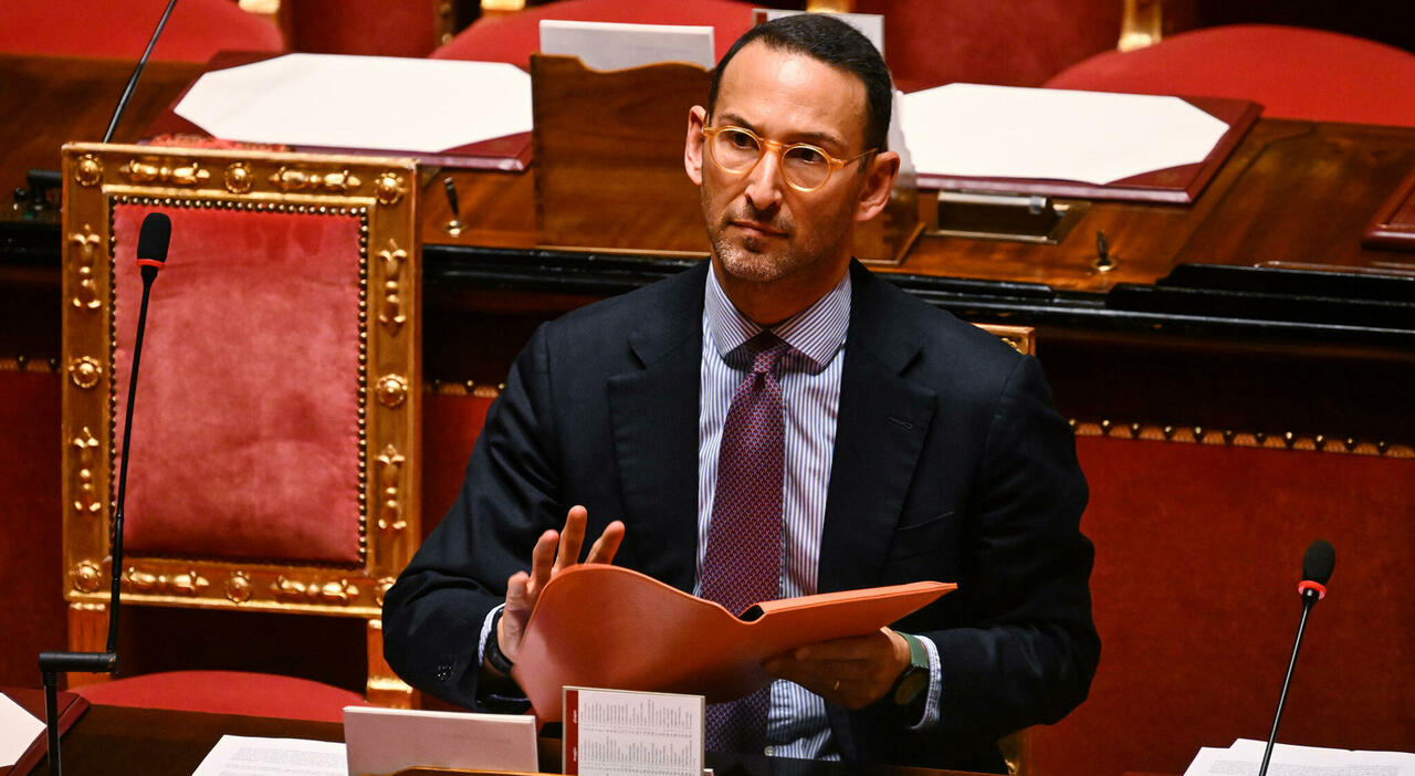 https://statics.cedscdn.it/photos/MED_HIGH/2026/05/14/9530471_14082211_consob_freni_rinuncia_presidente_lega_forza_italia.jpg