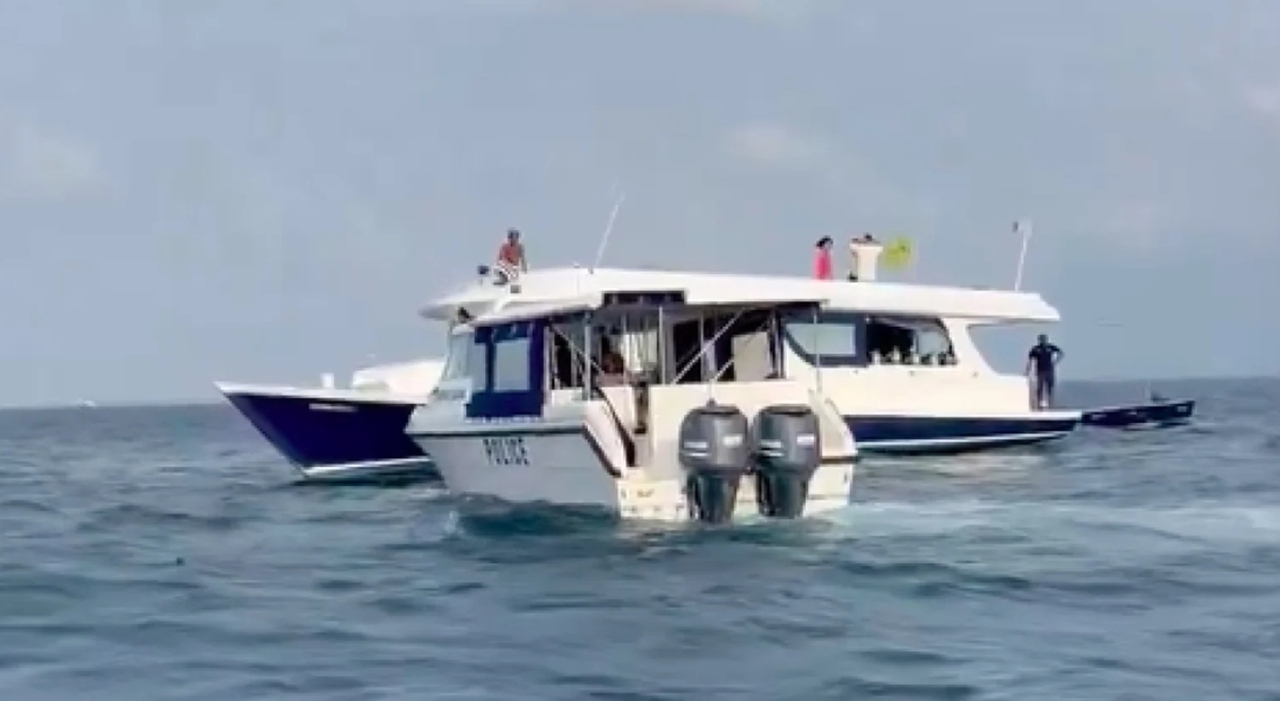 https://statics.cedscdn.it/photos/MED_HIGH/2026/05/14/9532142_14171517_maldive.jpg