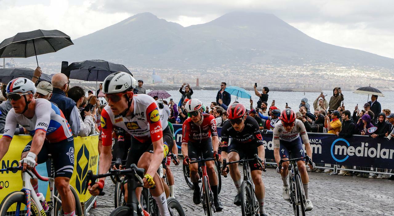 giro d italia 2026 napoli in vetrina qui il ciclismo diventa magia da Ilmattino.it giro d italia 2026 napoli in vetrina qui il ciclismo diventa magia