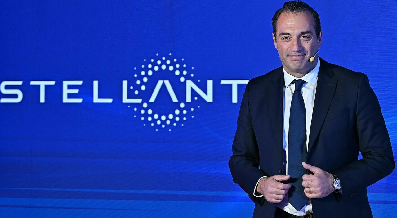 Il ceo di Stellantis Antonio Filosa