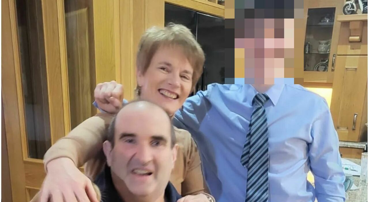 https://statics.cedscdn.it/photos/MED_HIGH/2026/05/15/9533966_15135810_marshall_wylie_censored.jpg